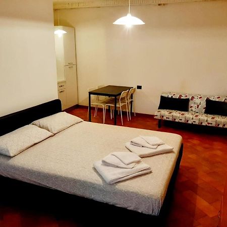 Appartamento Il vicolo By Turistica Domodossola Esterno foto