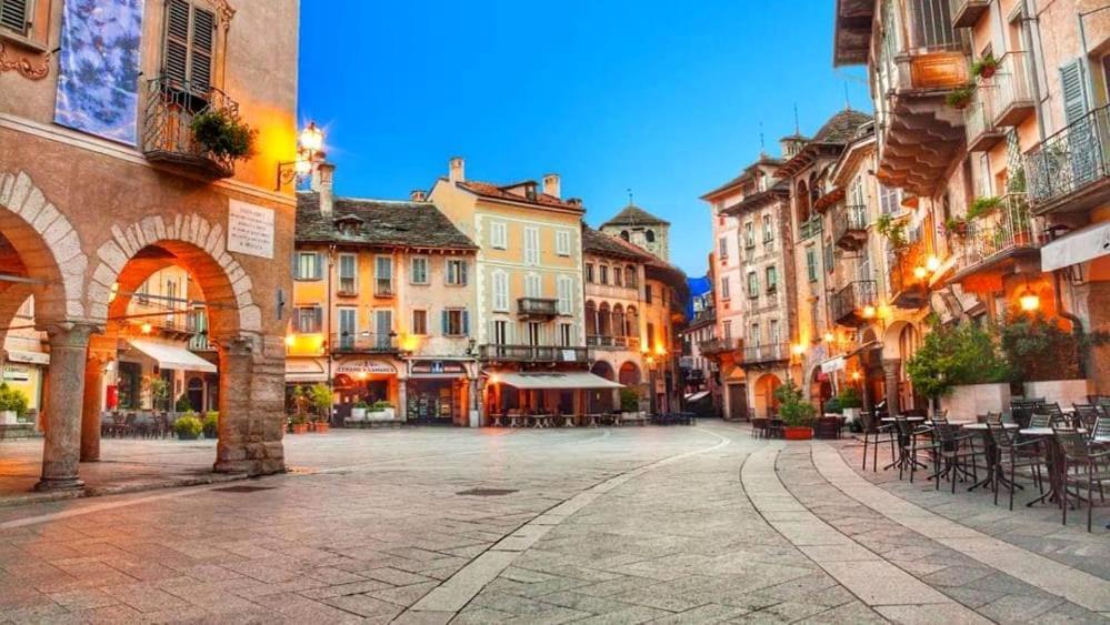 Appartamento Il vicolo By Turistica Domodossola Esterno foto
